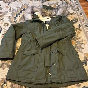 American Eagle Outfitters army green parka jacket